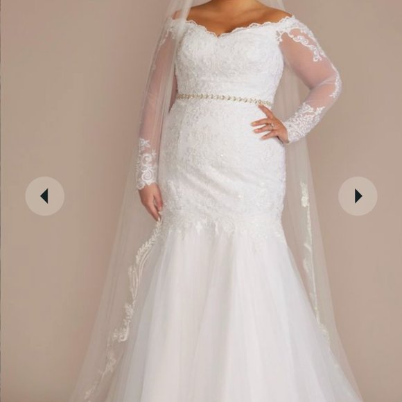 Trumpet Wedding Dress, Size 8 - Picture 13 of 13